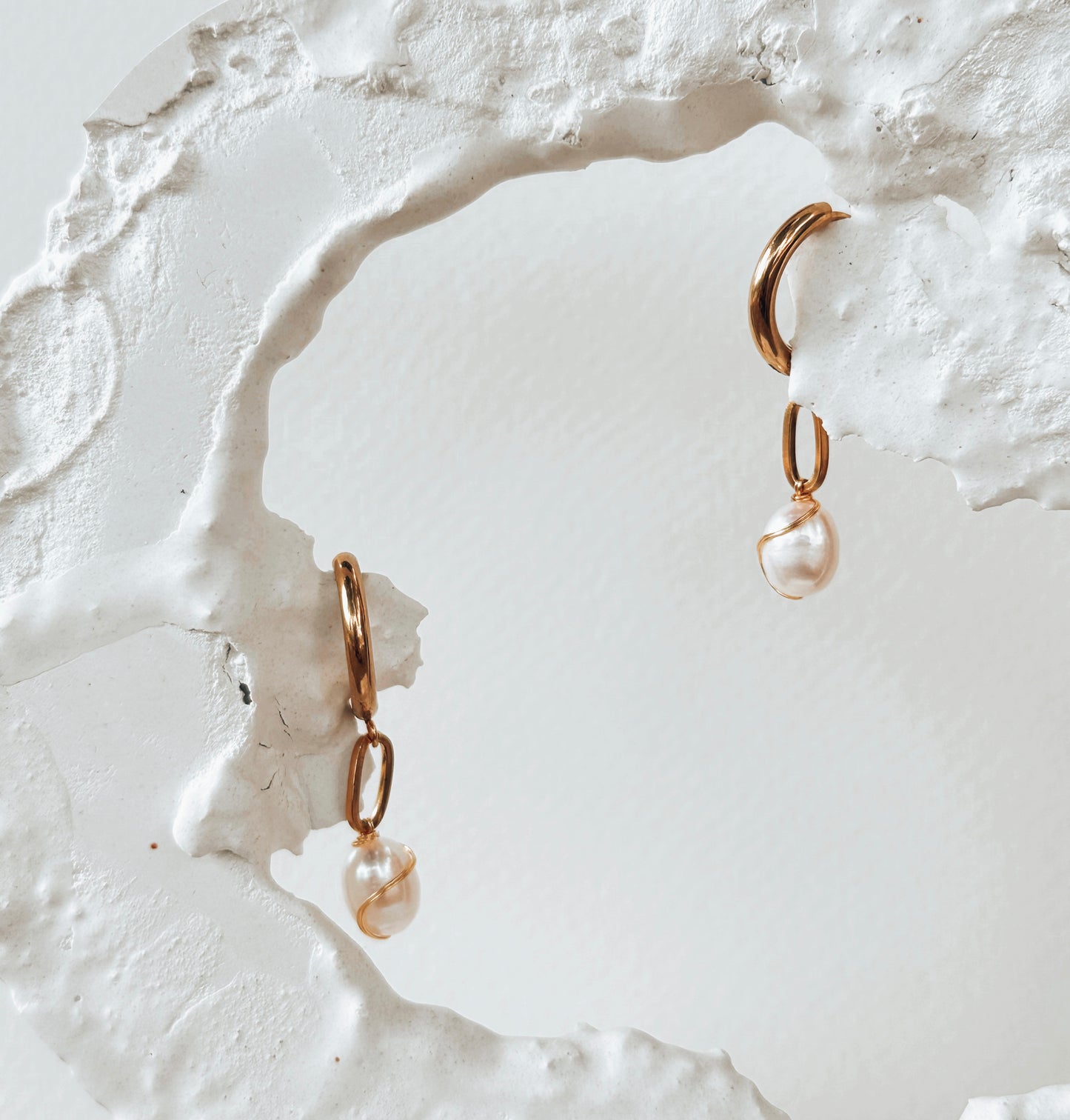 Pearl Earring